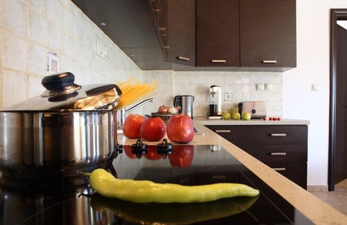 Nidri Villa | Elegant Villa with Private Pool & Sea Views near Nidri