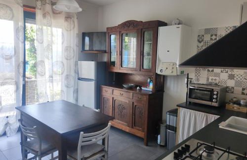 Barge Apartment | Exceptional Stone Way Apartment - Highly Rated & Family-Friendly