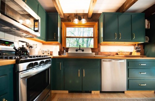 Tyringham House | Stonebridge Cabin: Nature-Infused Retreat with Modern Comforts