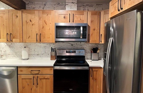 Fleetwood House | Family-Friendly Retreat with River Access and Game Room