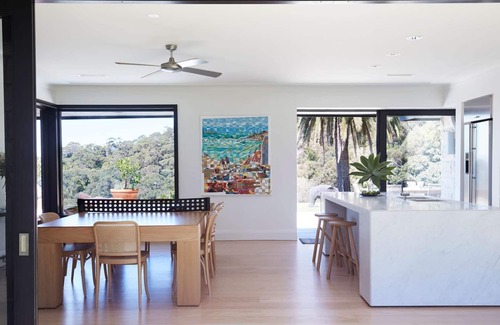 Bilgola Plateau House | Discover Oceanfront Bliss at Stonehouse by Contemporary Hotels