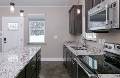 Wasilla Cottage | Ocean View Retreat: Stoneridge Place Cottage #1 Awaits!