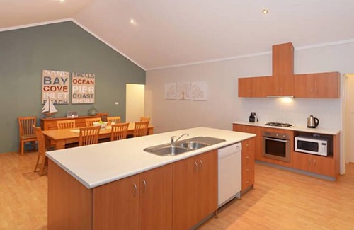 Quindalup House | Stoneshore Holiday House: Oceanfront Bliss with Pet Welcome