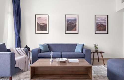 Umm Suqeim 3 Apartment | StoneTree 1BR: Ideal Location for Family Travelers