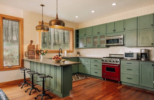 Roscoe Cabin | Escape to Stonewater Pines: Riverfront Retreat on 60 Acres