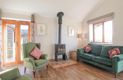 Farden House | Stoney-Brook Lodge: Pet Friendly with 5-Star Comfort