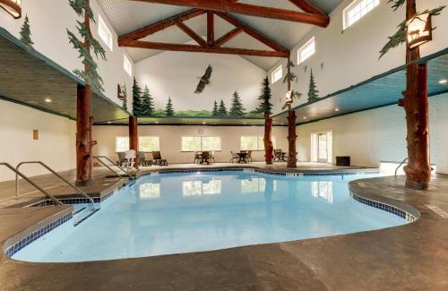 Onalaska Hotel | Discover Stoney Creek Hotel La Crosse - Pet Friendly Haven