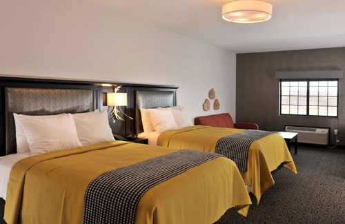Independence Hotel | Cozy Stoney Creek Kansas City with Kitchen & Sofa Sleeper