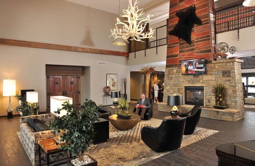 Independence Hotel | Cozy Stoney Creek Kansas City with Kitchen & Sofa Sleeper