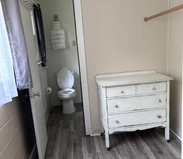 Valley Creek Run Hotel | Affordable Stony Creek Motel: Family-Friendly Getaway