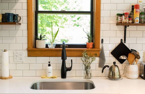 Kerhonkson House | Cozy Stony Kill Cabin: Pet-Friendly A-Frame Retreat
