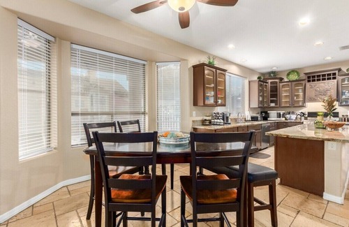 Glendale House | Inviting Retreat with Heated Pool, Spa & Family Activities