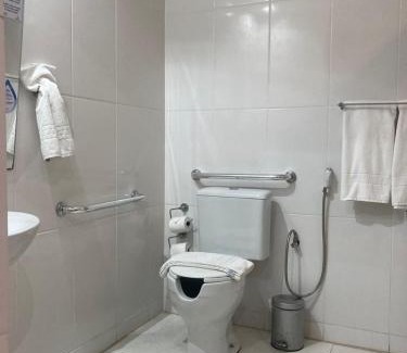 Belo Horizonte Hotel | Discover Stop Inn Plus Pampulha: Pet-Friendly Escape