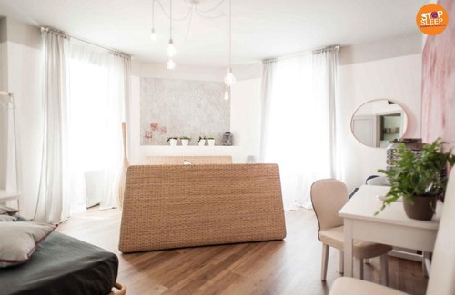 Venzone House | Family-Friendly Retreat at Stop & Sleep Venzone - 8.9/10