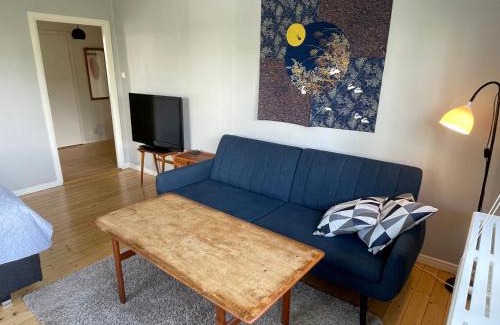 Vaxjo Apartment | Peaceful Getaway at Stor etta på lugna söder - Family-Friendly!