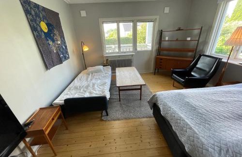 Vaxjo Apartment | Peaceful Getaway at Stor etta på lugna söder - Family-Friendly!