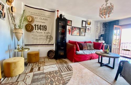 Caleta de Velez Apartment | Spacious Apartment in Caleta Hamn with Oceanfront Views