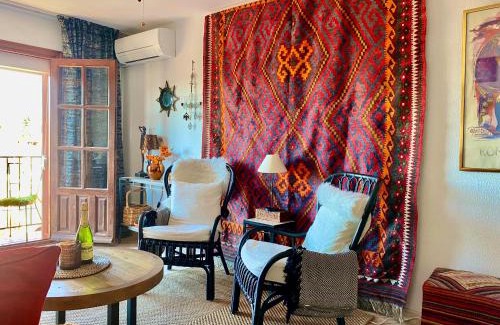 Caleta de Velez Apartment | Spacious Apartment in Caleta Hamn with Oceanfront Views