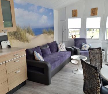 Katzow House | Pet-Friendly Retreat at Storchenhof Mobilheim 1 - Rated 9/10