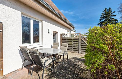 Muritz Apartment | Storchennest 12: Pet-Friendly Retreat for Family Getaways