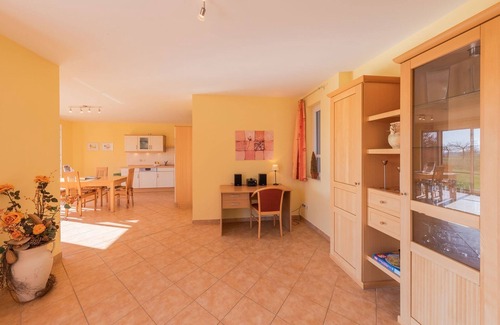 Muritz Apartment | Storchenruh - Holiday home with terrace & direct golf course location