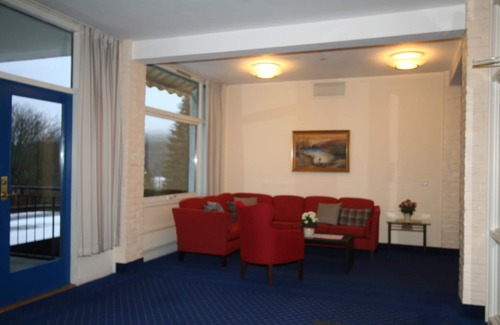 Royken Hotel | Comfortable Storstua Omsorg and Conference Center Awaits