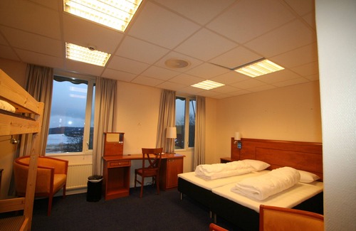 Royken Hotel | Comfortable Storstua Omsorg and Conference Center Awaits