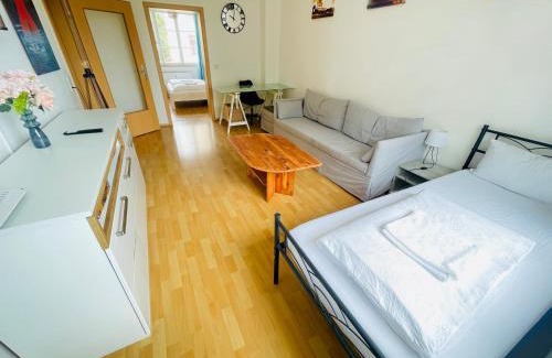 Stotteritz Apartment | Stötteritz Holiday Apartment: 3 Rooms with Balcony Access