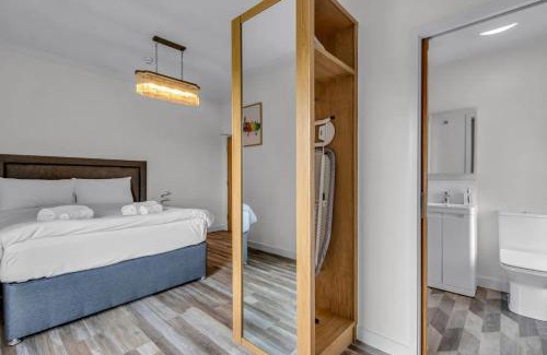 Thannington Apartment | Serene Stour View: A Perfect Retreat for Two