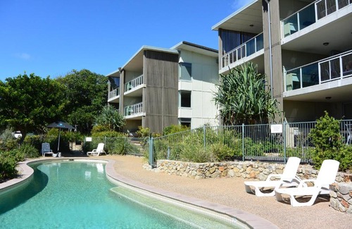 Point Lookout Hotel | Beachfront Bliss at Stradbroke Island Beach Hotel