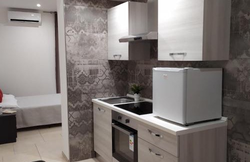 Gravina in Puglia Apartment | Pet-Friendly Stradone 132: Guest Rated 9/10 with Breakfast