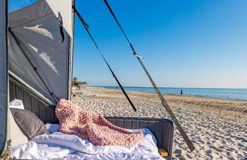 Kronsgaard House | Oceanfront Strand Lounge Kronsgaard: Family-Friendly Retreat