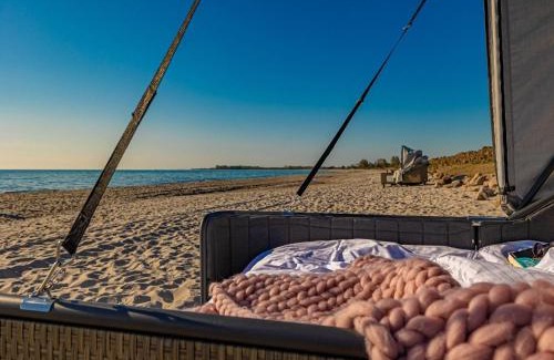 Kronsgaard House | Oceanfront Strand Lounge Kronsgaard: Family-Friendly Retreat
