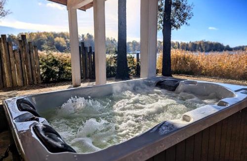 Gizycko Apartment | Discover Stranda: Beachfront Paradise with Amazing Amenities