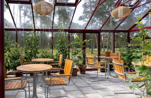 Nar Hotel | Discover Strandakar Hotell & Restaurang: Rated 9.4/10!