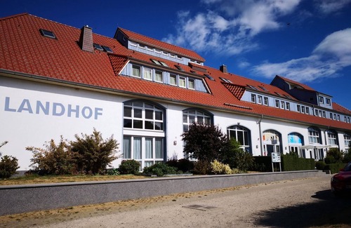 Stolpe Apartment | Strandhafer LH-207 - The country farm Strandhafer LH-207 - Comfortable vacation apartment