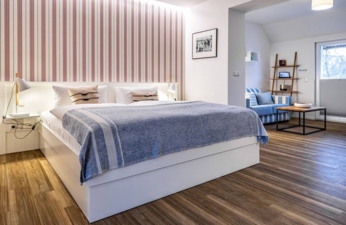 Ostseebad Ahrenshoop Hotel | Relaxing Strandhaus Ahrenshoop: Child-Friendly Getaway