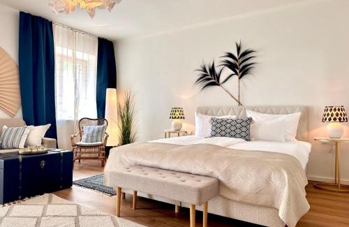 Poertschach am Woerthersee Hotel | Experience Beachside Bliss at Strandhotel Kärntnerhof