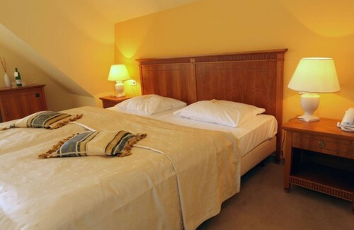 Graal Mueritz Hotel | Relax at Strandhotel Deichgraf - 4-Star Spa Retreat