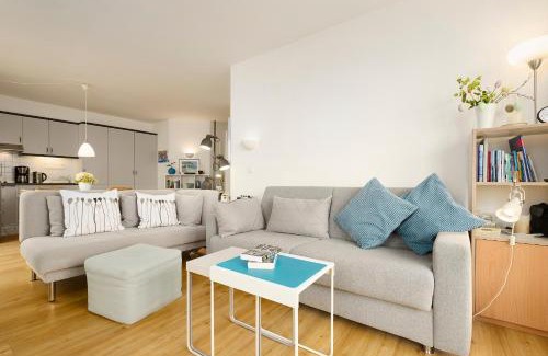 Laboe Apartment | Oceanfront Strandhotel 27: Family-Friendly Beach Escape