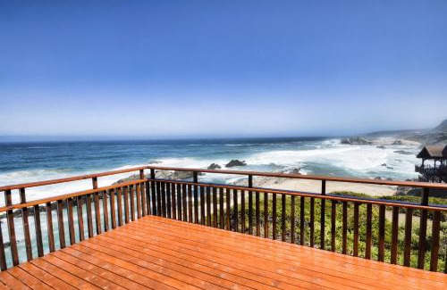 Eersterivierstrand House | Beachfront Strandhuis: Family-Friendly Retreat with Ocean Views
