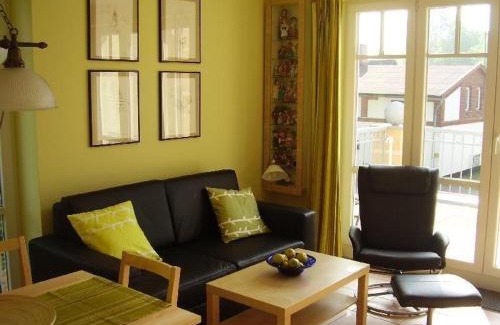 Alt Gaarz Apartment | Pet-Friendly Strandläufer Villa Rosita with Garden Oasis