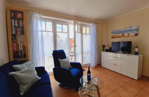 Alt Gaarz Apartment | Pet-Friendly Strandläufer Villa Rosita with Garden Oasis