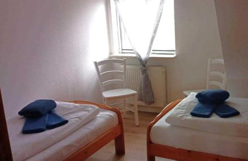 Goting House | Relax at Strandmöwe: Pet-Friendly 4-Star Retreat with Balcony