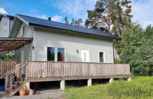 Gashaga House | Beautiful Strandnära Skärgårdshus: Family-Friendly Retreat