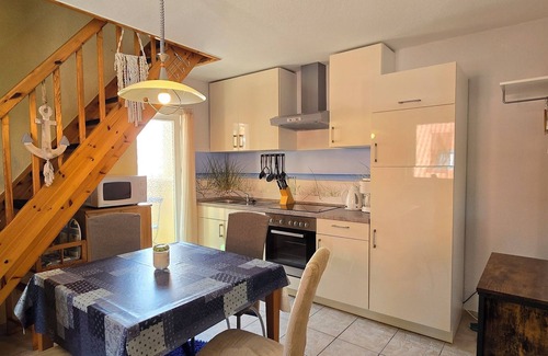 Graal Mueritz Apartment | Cozy Beachside 2-Bedroom Apartment with Free WiFi