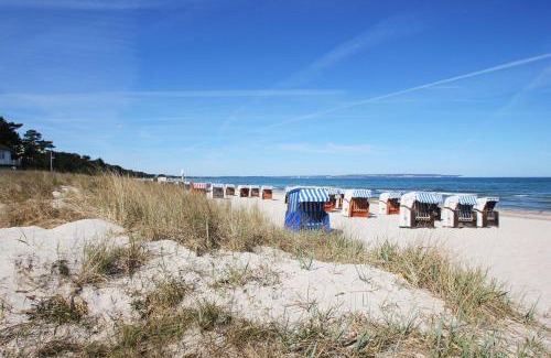 Binz Apartment | Stylish Binz Apartment with Balcony Near the Beach
