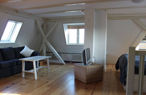 Alt-Travemunde/Ronnau Hotel | Strandperle Hotel: Family-Friendly Getaway & Top-Rated Stay