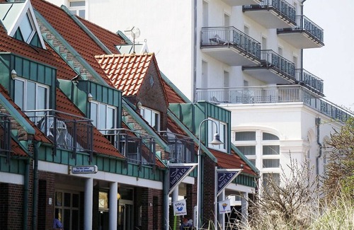 Juist House | Relax at Strandstraße Bontje: Family-Friendly Getaway
