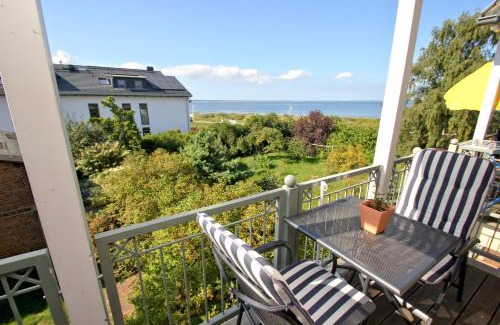 Glowe Apartment | Strandvilla Böck FeWo 13: Balcony with Ocean View